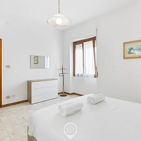 아파트 Rockefeller 1 *