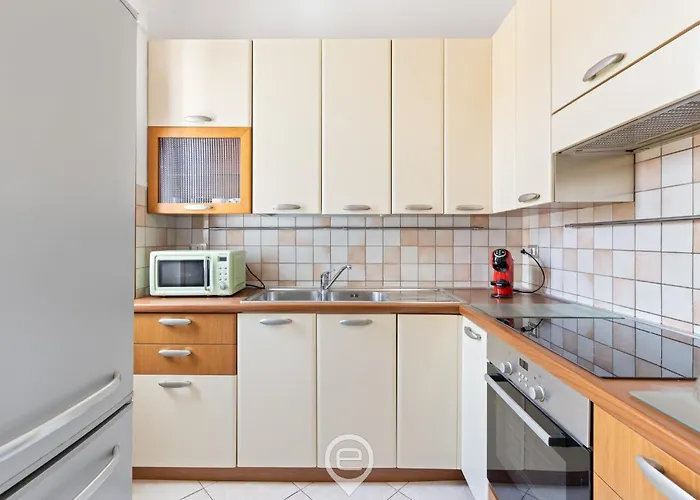 Rockefeller 1 Apartman