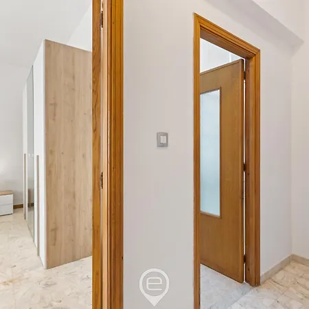 Estay - Rockefeller 1 *